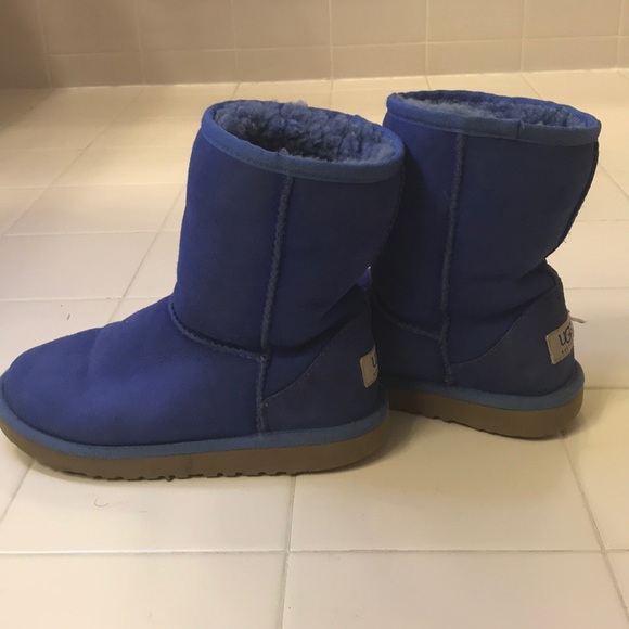 blue uggs girls